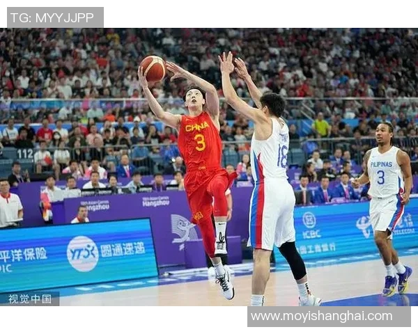 中国男篮对阵菲律宾精彩比赛集锦视频回顾与分析